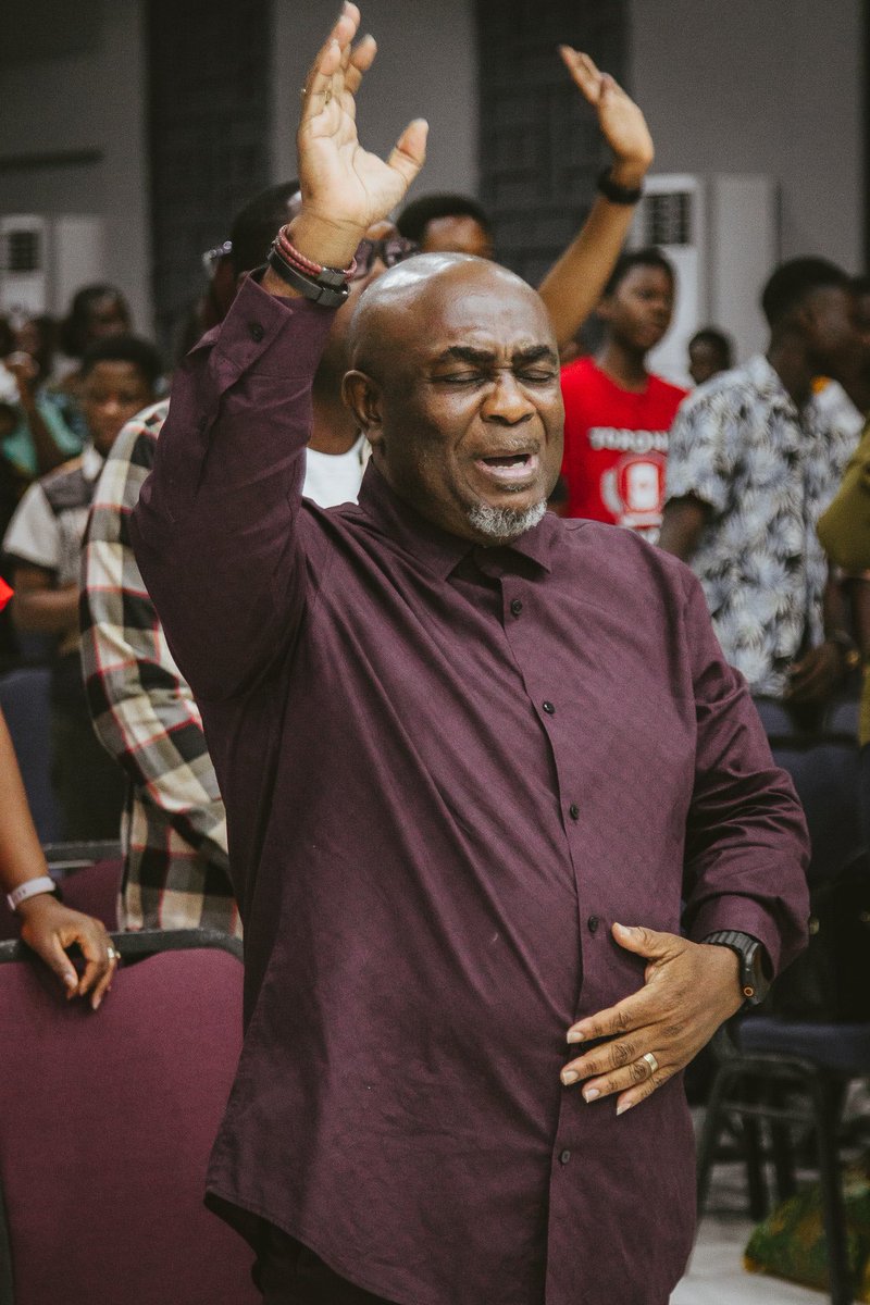__tsci's tweet photo. “A powerful Sunday in God’s presence—prayer, praise, worship, word, ministrations, and sweet fellowship after service. Grateful for every moment!
#tsci #sundayvibes #FaithInAction #SundayService https://t.co/wDNHKgmATN