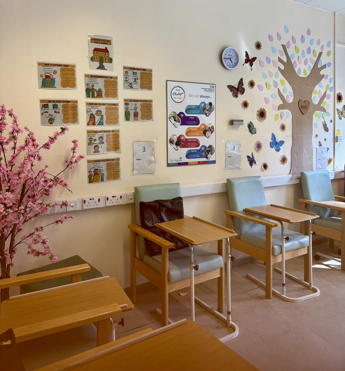 HannahTimms (@hannahtimms7) on Twitter photo The summer update for DAU QHB’s seating area, including lots of Discharge information #TeamDischarge <a href="/Soniasparkle/">Soniasparkle</a> The summer update for DAU QHB’s seating area, including lots of Discharge information #TeamDischarge <a href="/Soniasparkle/">Soniasparkle</a>