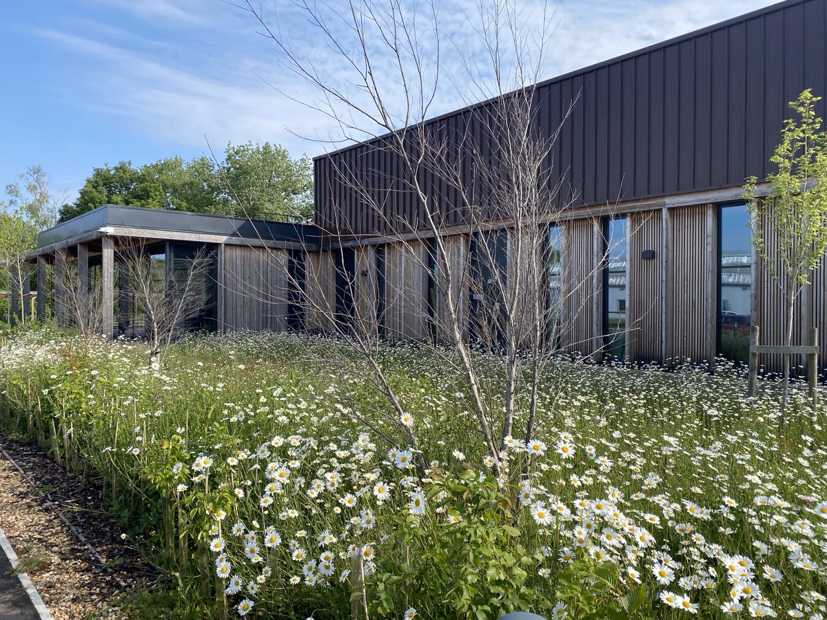 DebbieHolley1's tweet image. ⁦@NTF_Tweet⁩ ⁦⁦@nmite_ac⁩ delighted to be here in Hereford and at these awesome buildings - just fabulous spaces looking forward to workshops and sessions on teaching excellence ⁦@CWLTH_BU⁩ ⁦@AnandDPandyan⁩ ⁦@iresearch⁩ ⁦@Leslie_Gelling⁩