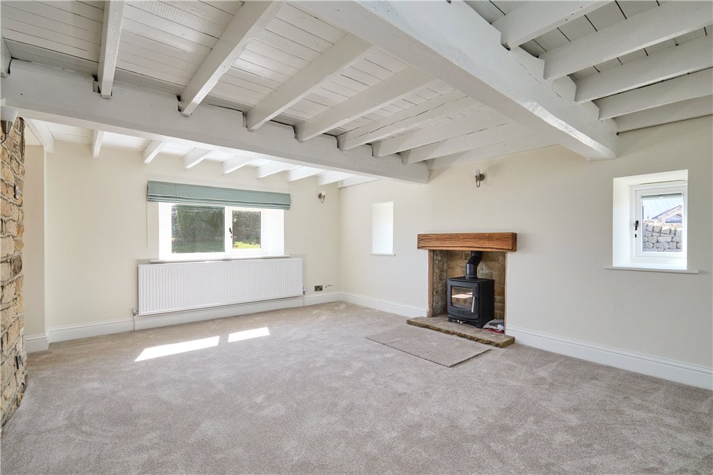 DacresYorkshire's tweet image. 🏠 FARMHOUSE TO LET WITH PADDOCK 🐴   
📍 Hunger Hill Road, Middleton, Ilkley
A fully refurbished character 3 bedroom farmhouse with an optional approximately ONE ACRE paddock is available to rent.
01943 862131
loom.ly/TISNOgk
#3bedrooms #oneacre #equestrian #rent