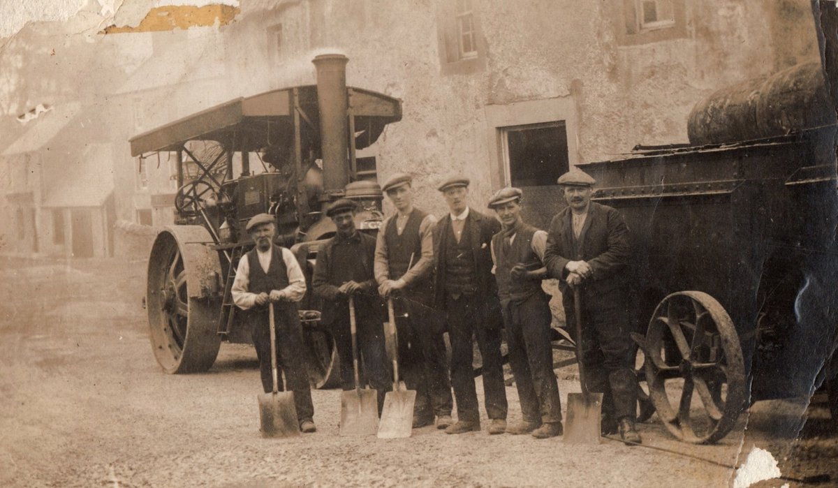 jamessims5's tweet photo. @postcard13 My granddad's road crew, the first one is auchtermuchty, mum said you could always pick him out as he worked the roller &amp; had the dirtiest face. 2nd shows the structure of laying the road.
Last two are Perth and Kinross council crews I think with a good example of the tar boiler https://t.co/ZpIc8UTjTt
