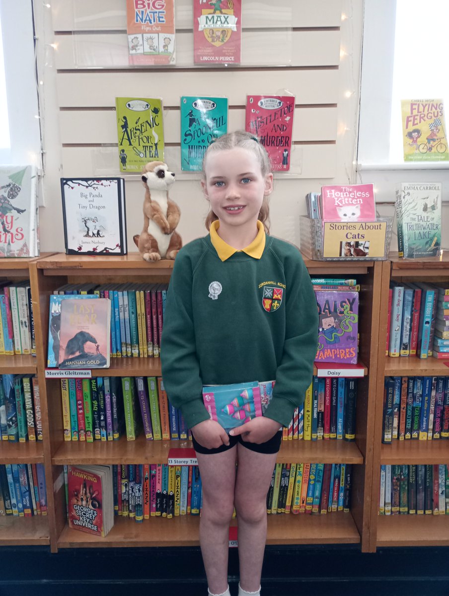 JordanhillSch's tweet image. Congratulations to Ailsa who is now a Silver Reading Rockstar! 🩶 #readingcommunity