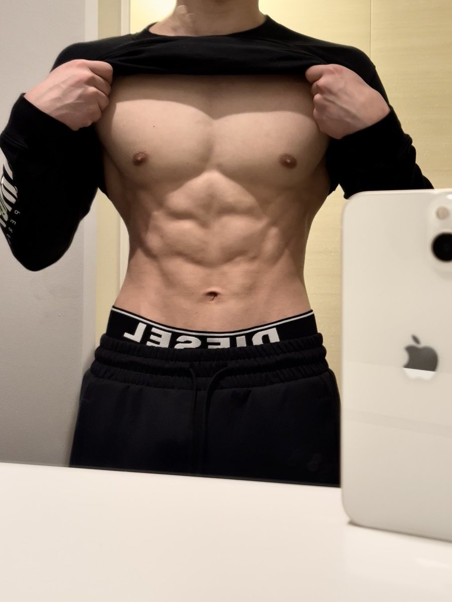 新居での生活はじまった☺️