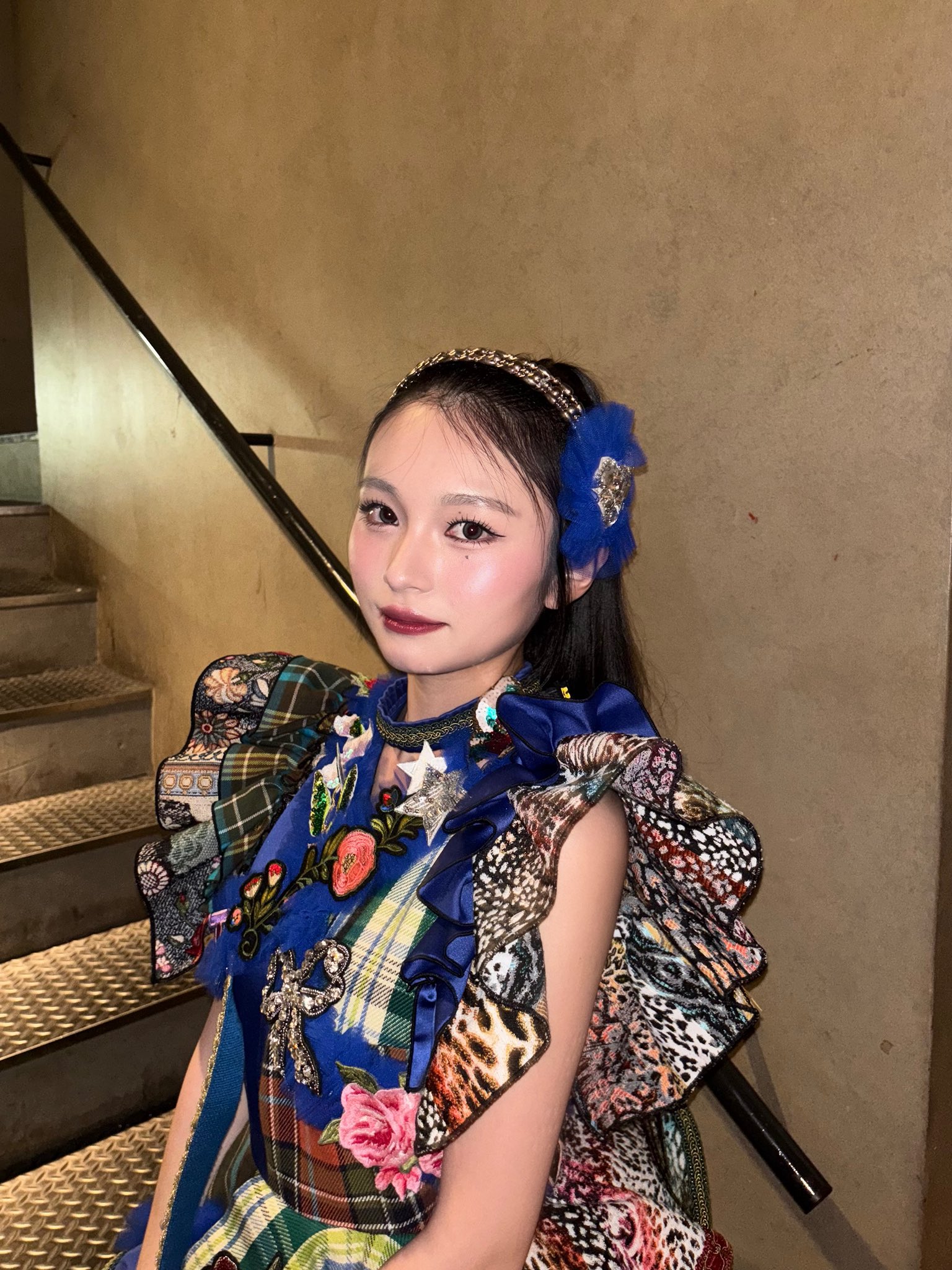 桐原美月 オンライン特典会 A3ポスター 生誕ライブ衣装 桐原美月 オンライン特典会 A3ポスター 生誕ライブ衣装 - メルカリ