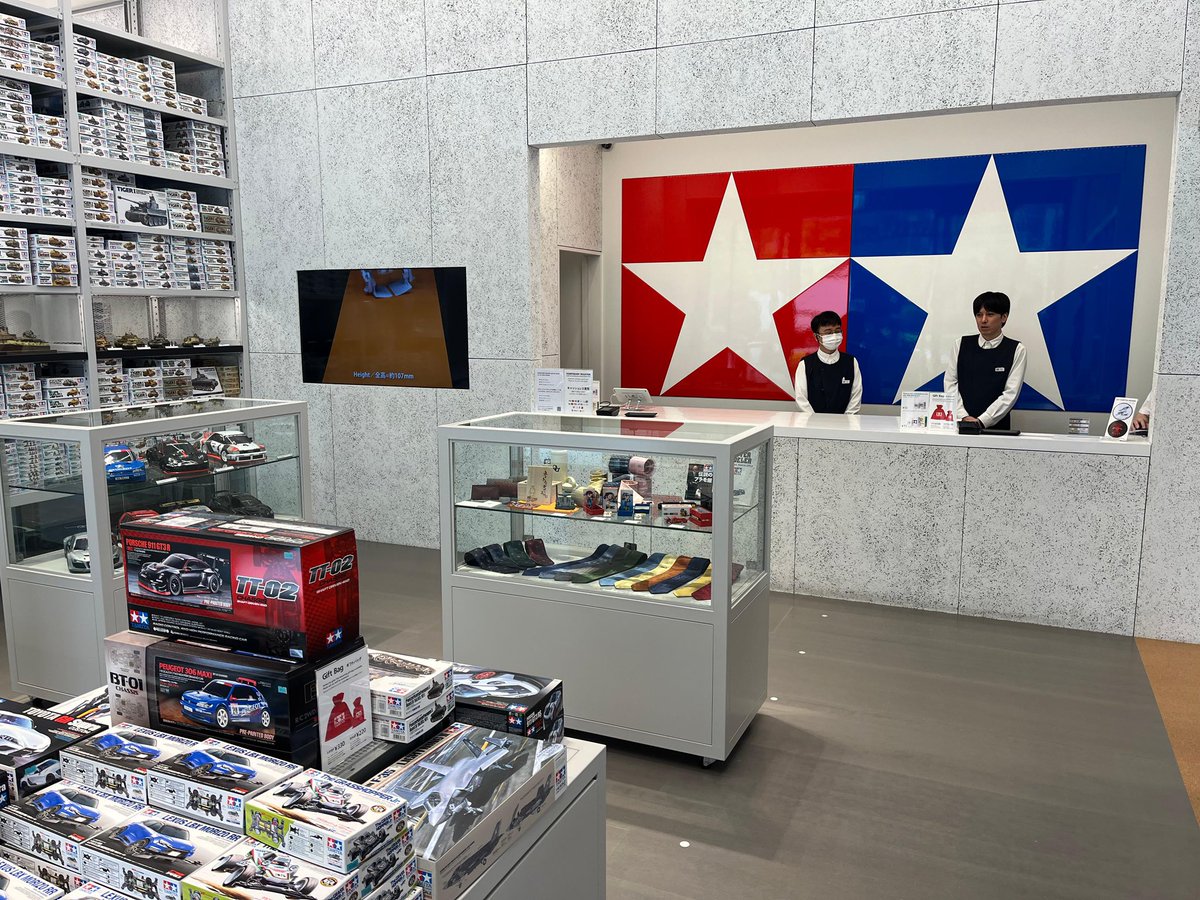 TamiyaUK's tweet image. If you ever find yourself in Tokyo, the @TAMIYA_TOKYO is a must visit.
#tamiya #plamodelfactory #magic #shopping #tokyo