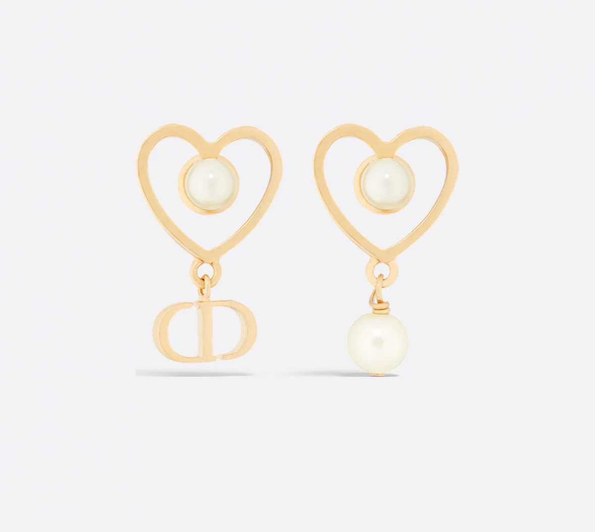 meehgoxcutie's tweet photo. Limited only in Japan🇯🇵✨
Dior Petit CD Lucky Charms
น่ารักมากกกก🫶🏻

14,900.- free ems นะคะ https://t.co/VSZmsv1JC2