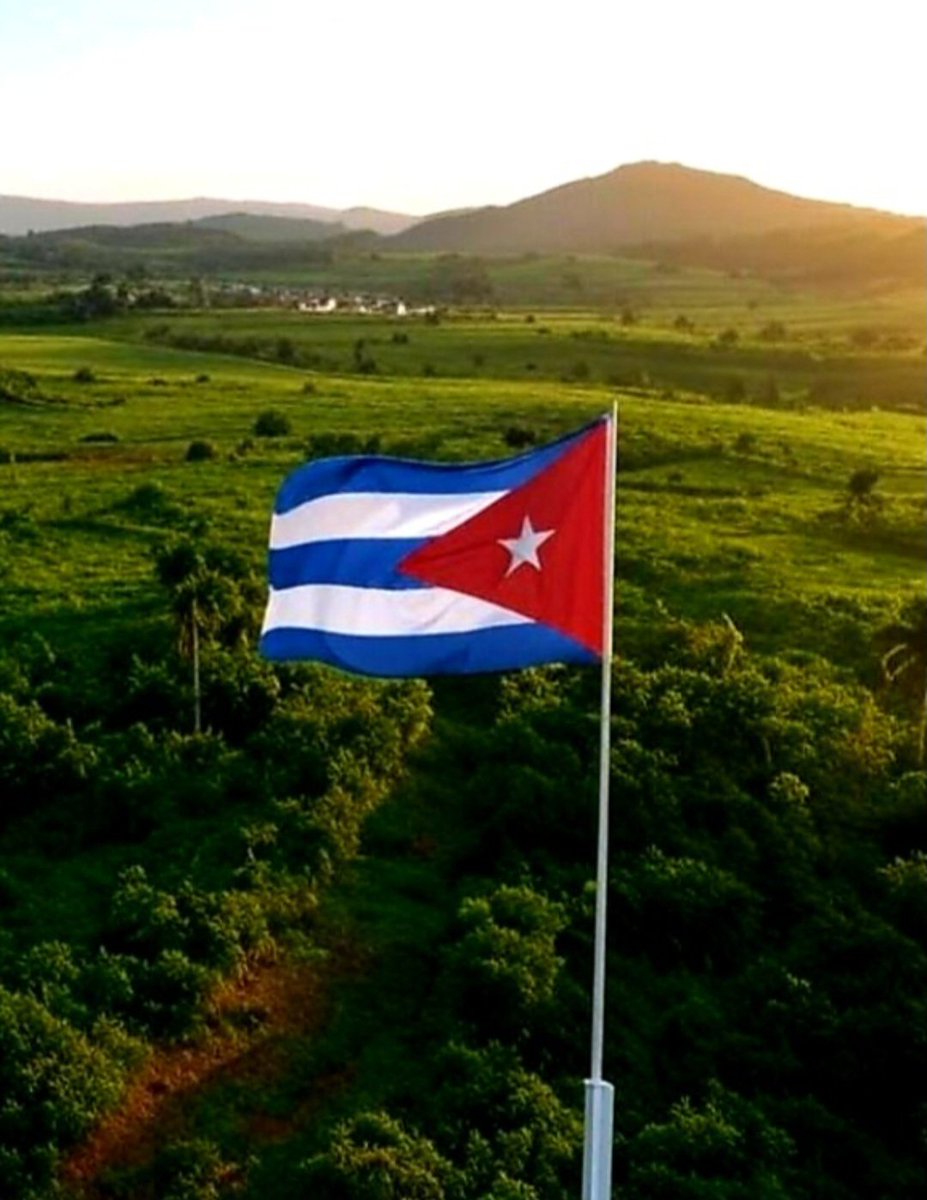 ♥️🇨🇺
Para los cubanos la decisión es una:¡VENCER!

🔵🔴⚪️
