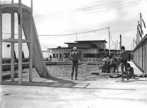 Estimat ministre <a href="/jordihereub/">Jordi Hereu</a> podria explicar a la sra. Oñoro, directora d Costes i Mar, així com al president <a href="/sanchezcastejon/">Pedro Sánchez</a>, al president <a href="/salvadorilla/">Salvador Illa Roca</a>, a la consellera <a href="/shalmodovar/">Sònia Hernández</a> etc..la importància històrica i patrimonial d’aquest edificis d Sitges criticartt.blogspot.com/2023/01/la-pis…