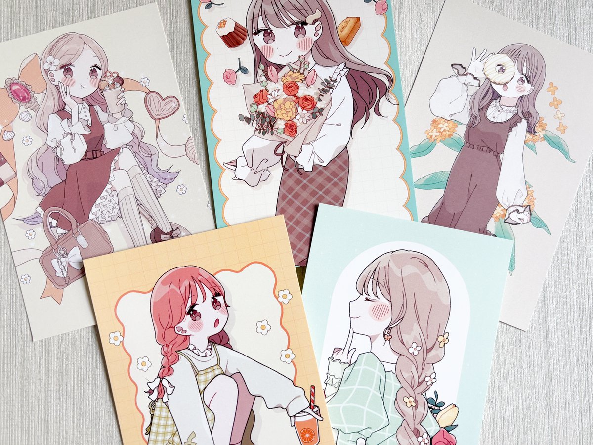 𝗡𝗘𝗪 𝗚𝗢𝗢𝗗𝗦⌇
4月にリニューアルしたポストカード🌷
新作の🍊のイラストもラインナップに加わりました!
宛名面もカラフルで可愛い仕様になっています〜🫶

▼販売予定
5/25 #関西コミティア73 ▷ N-64
6/21-22 #クリマ52 ▷B-55
7/6 #デザフェス61 ▷ B-375 