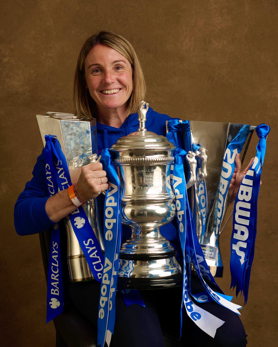 ChelseaFCW's tweet photo. Came in and won the treble in her first season at Chelsea. 🥶

Sonia Bompastor. 👏 https://t.co/A3Pg7BgTGu