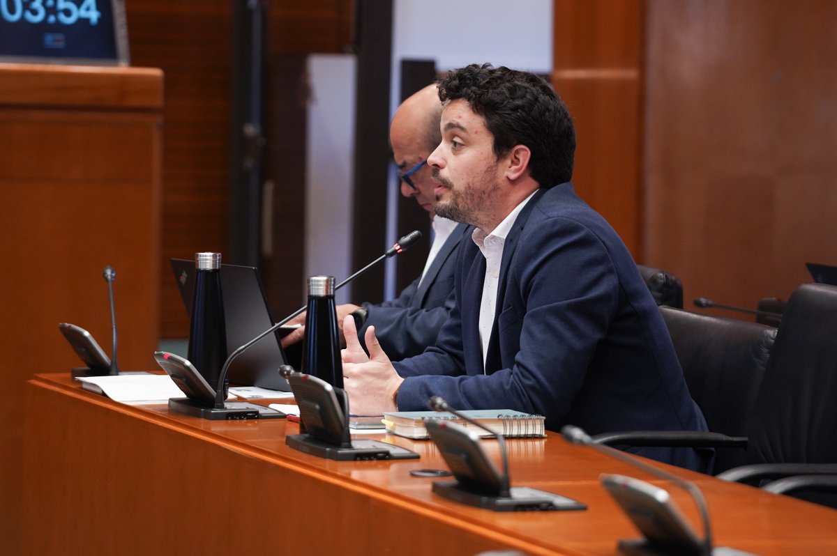 La Comisión de Fomento debate una iniciativa del diputado <a href="/Darvilvil/">Darío Villagrasa</a>, de <a href="/GPSOEAragon/">PSOE Cortes Aragón</a>, sobre una línea de ayudas de fomento del empleo en el medio rural vinculado a tareas, trabajos y proyectos que contribuyan la lucha contra la despoblación.

👉🏽 tinyurl.com/yrblv58p
