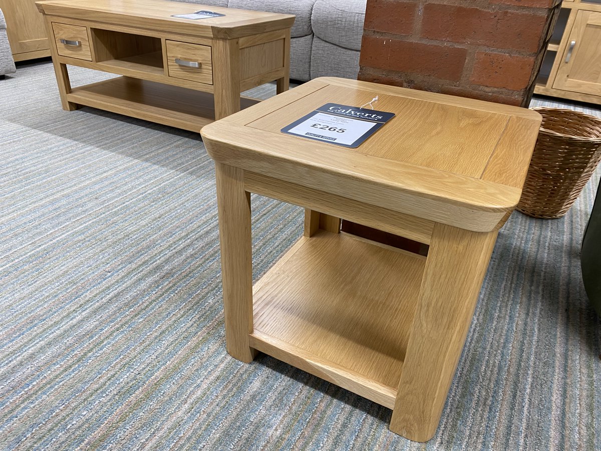 A stunning collection of contemporary dining and occasional furniture with a unique curved finish.
Treviso is a solid oak and oak veneer range with curved edges and curved legs combined with dovetailed joints offer a collection that will be the centrepiece of any room setting.
