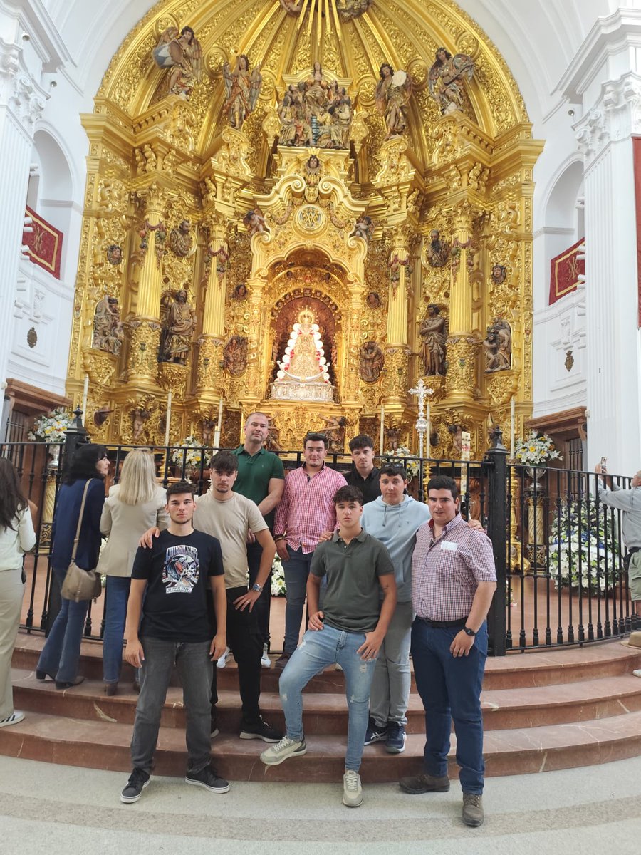 Viaje fin de Grado Básico