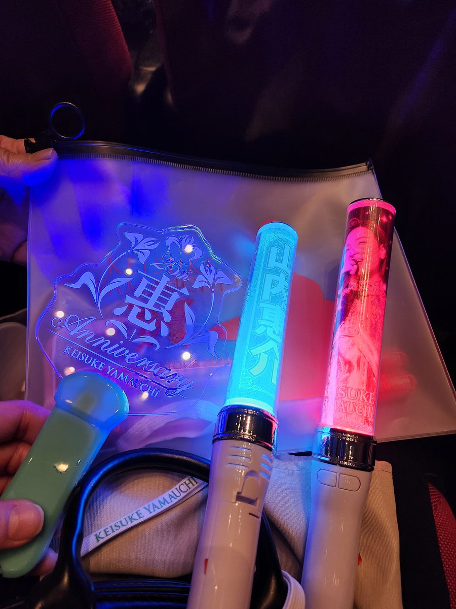 simauraout's tweet photo. 苫小牧コンサートほんっっっと最高でした👍︎︎👍︎︎👍
惠ちゃんもいつものように、うるっと来ていましたが、私も何度もうるっときました😭
また来年絶対聞きに来ます🥰🙌
#山内惠介 https://t.co/6urCVjHABK