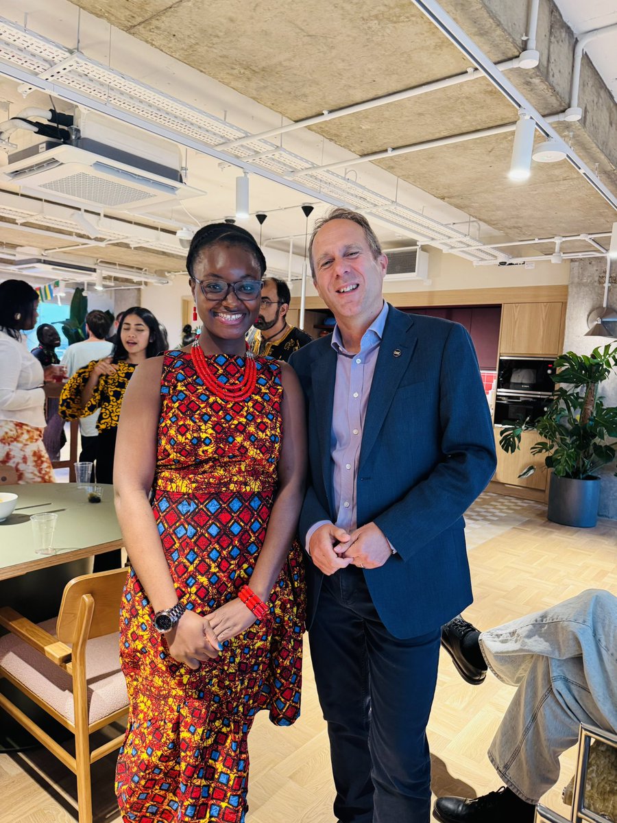 iamwinny_'s tweet image. We joined @ONEintheUK yesterday in London to commemorate the 2025 Africa Day, with the theme: When you invest in Africa, you invest in our future! We had inspiring presentations, amazing conversations, good food and great music.
#celebratingafrica #africaday
