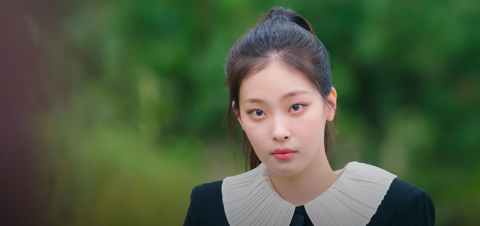 Jellywhooo's tweet photo. But right now, my main curiosity is about Sonya the cat's whereabouts! Where in heaven is Sonya the cat?? Did she get lost on her way to a catnip party??! 😂 
#HeavenlyEverAfter #ChoiHeeJin https://t.co/1OEyP6cXSm