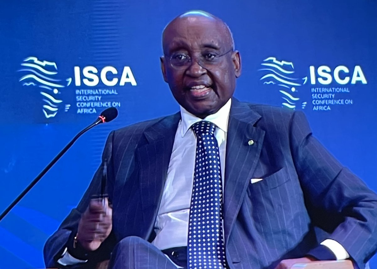 FGoloobaMutebi's tweet photo. Some countries import raw materials from Africa, not 2 use them 2 industrialise, but 2 prevent other countries from getting hold of them… One day Africa will find itself importing some of materials we are exporting now” -Donald Kaberuka (on lack of strategic thinking in Africa). https://t.co/bPC7HY7BlJ