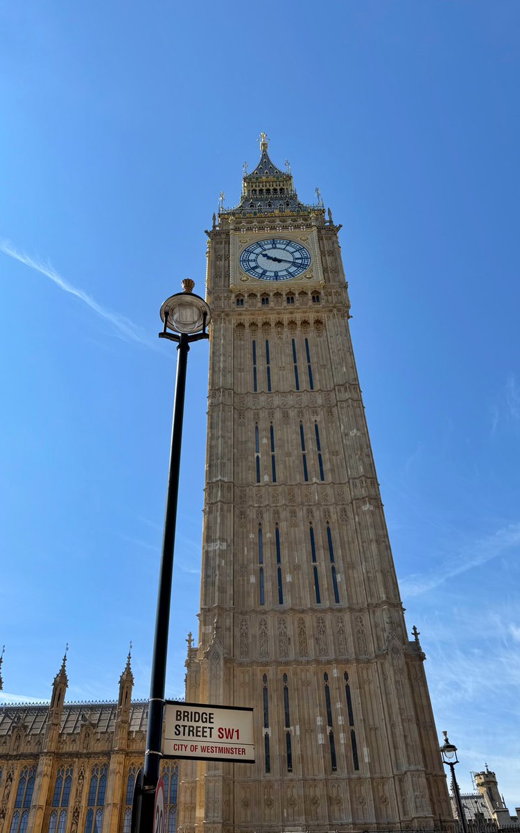 We’re at the Houses Of Parliament today for the <a href="/NAT_AIDS_Trust/">National AIDS Trust</a>’s #HIVOutcomes report launch.

Voluntary &amp; charitable orgs are the backbone of HIV support, education &amp; outreach today.

Current levels of funding for vital work is unacceptable and unsustainable

<a href="/APPG_HIV_AIDS/">APPG on HIV, AIDS & Sexual Health</a>