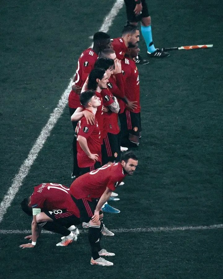 Don’t let this happen again Manchester United!
Cuz we all knew how it felt .