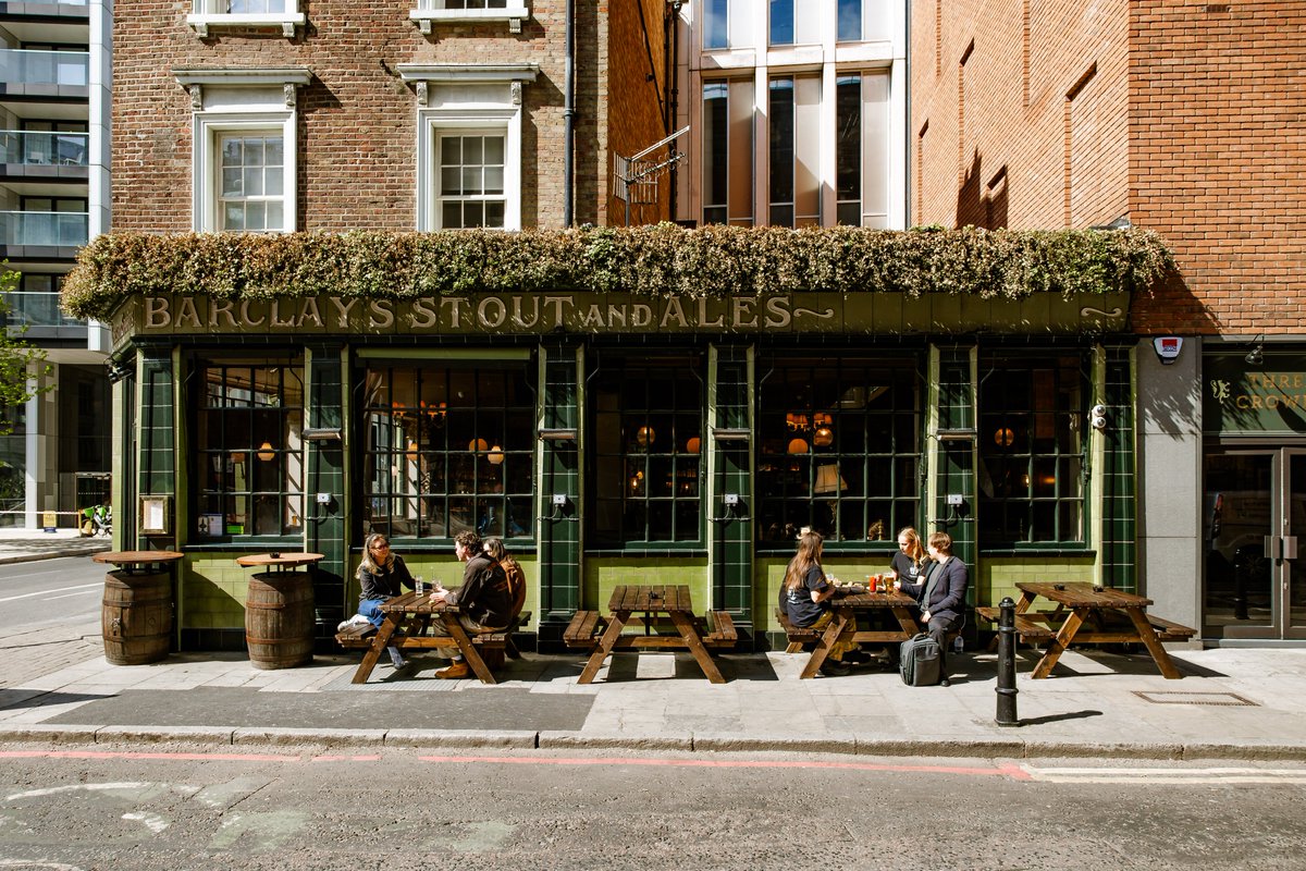 Three's the magic number. And what a stunner she is, having recently undergone a bit of a makeover earlier this Spring, our Shoreditch gem is suited, booted and looking better than ever. 

A big congratulations to Robbie and the Three Crowns team, here's to you 🍻

#Shoreditch