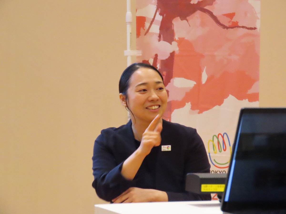 5/13、東京都職員を対象にろう者の文化や手話言語への理解を深めるためのトークセッションが開催されました。
～東京2025デフリンピックと共生社会の実現に向けて～

登壇者
デフバレーボール長谷山優美選手、川北美雪監督、
応援アンバサダー川俣郁美さん

レポートは➡️instagram.com/p/DJ3sxWESsky/…