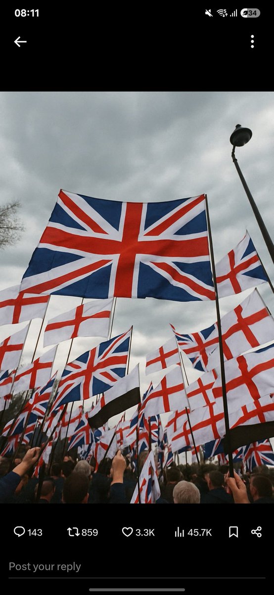 🚨BREAKING NEWS: Tommy Robinson is to be released from prison witihin the next week. 

UNITE THE KINGDOM INCOMING 🔥