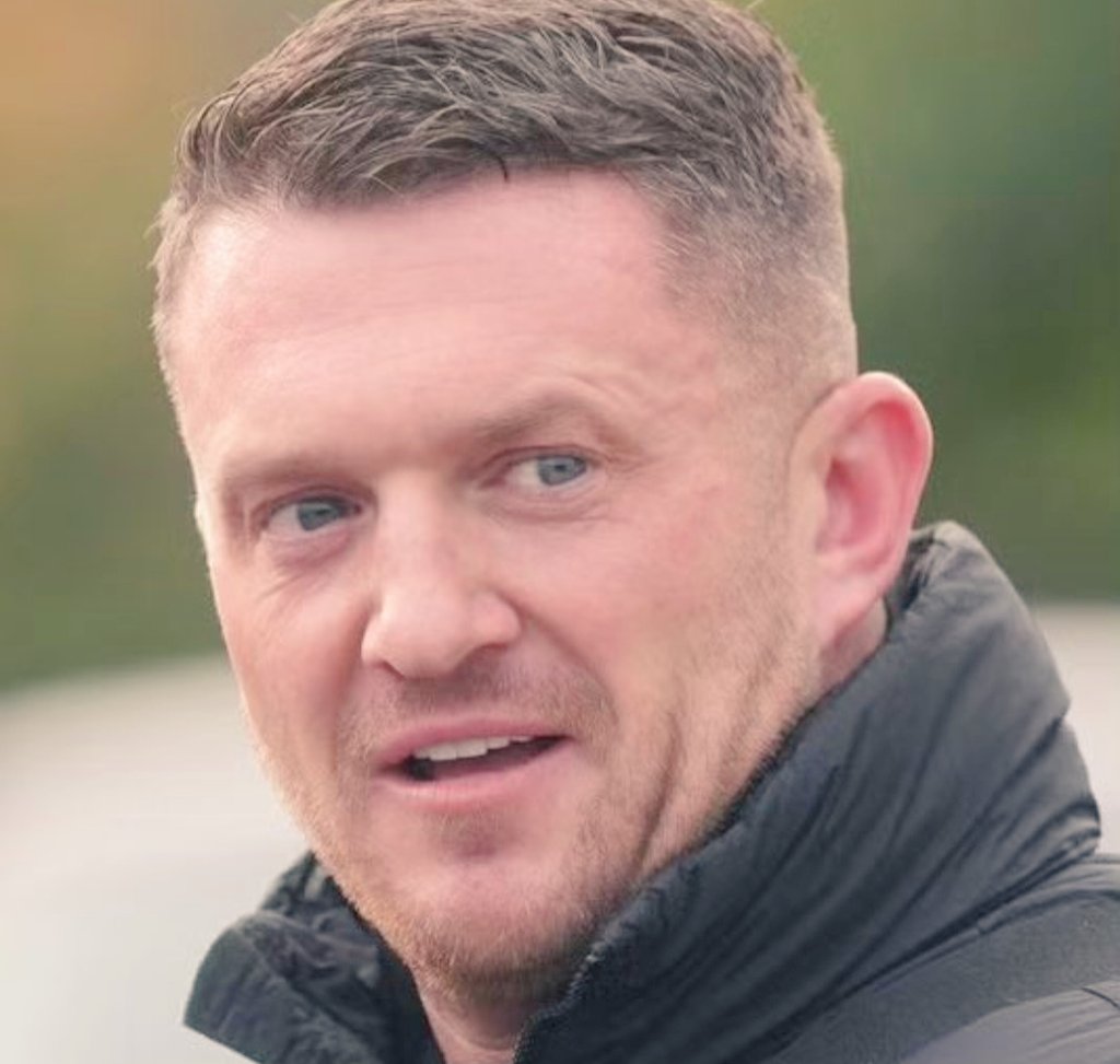 GSGB01's tweet photo. 🚨BREAKING NEWS: Tommy Robinson is to be released from prison witihin the next week. 

UNITE THE KINGDOM INCOMING 🔥 https://t.co/G37xBX5ian