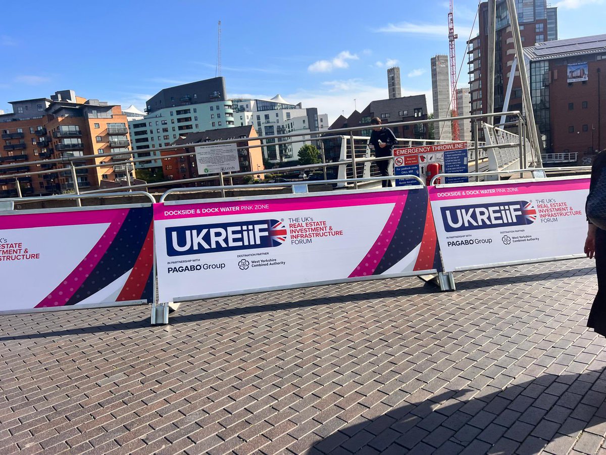 JulieDDrill's tweet photo. Through the doors 🚪 @UKREiiF
@SuzannahNichol and myself have a full on schedule for Day 1️⃣ #UKREiiF
#BuildUK #Infrastructure #construction https://t.co/NcWGqFlE8V