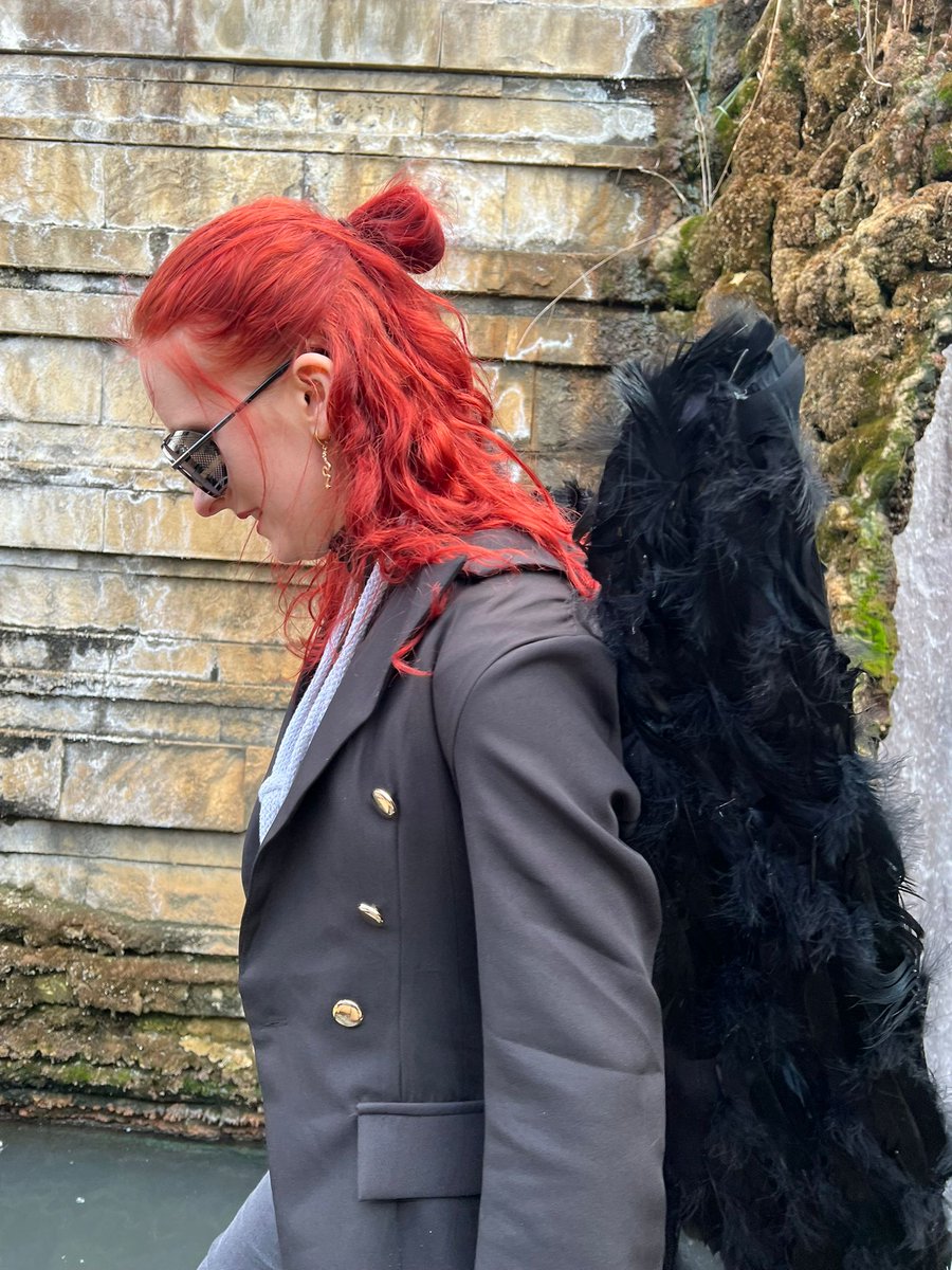 Lisa ✪ MET SEB AHHH tweet media