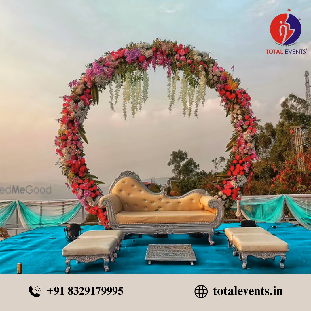 TotalEvents9's tweet image. 💐 Elegant stage vibes, perfect for your big day!
✨ Book your dream setup now.

📞 +91 8329179995
🌐 totalevents.in
#TotalEvents #WeddingDecor #StageSetup #PuneWeddings