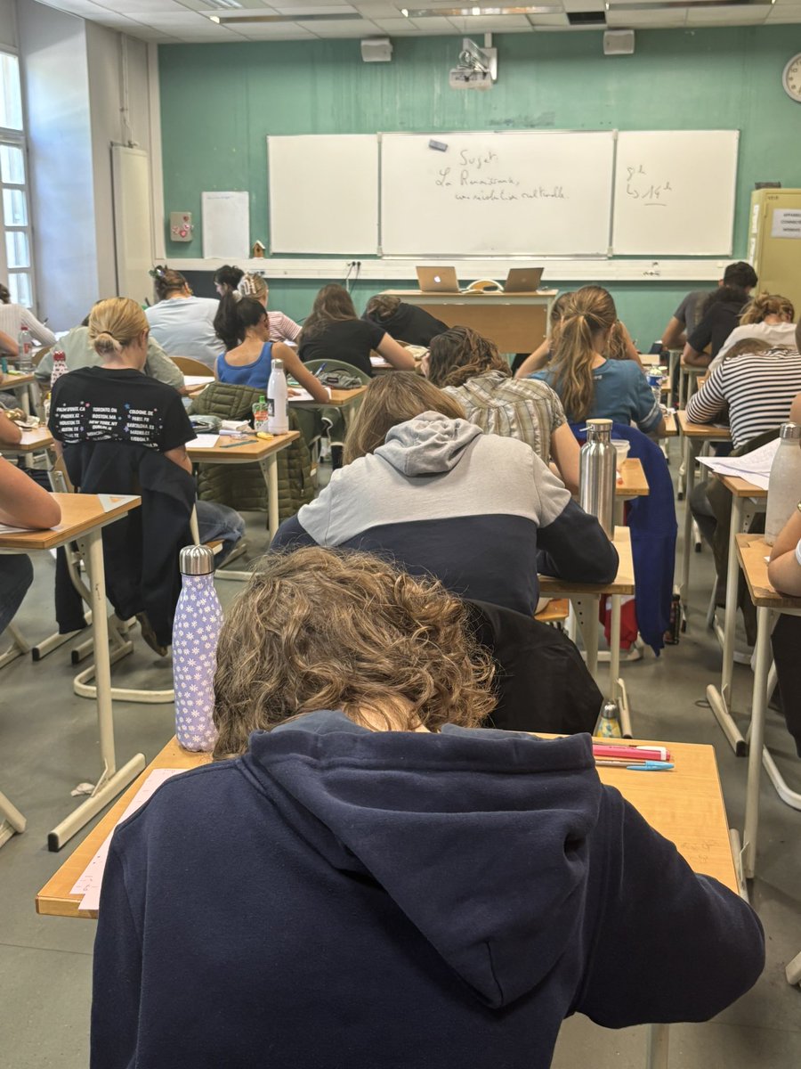 Dernier devoir d’histoire de l’année pour les hypokhâgneux de <a href="/CpgeJoffre/">Cpge Lycée Joffre</a>, concours blanc. 
Après, faudra corriger 😥
