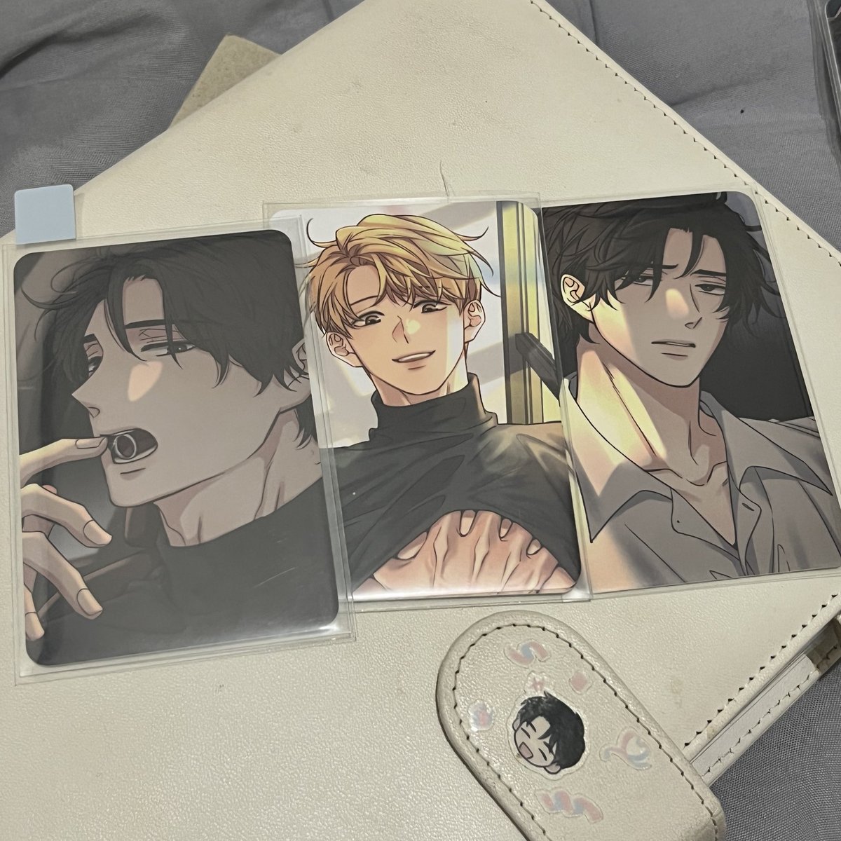 ibeomsgf's tweet photo. wtt lft 
unintentional love story rpc 
have: 1st pic                      
want: couple special pc
pls help rt @krbl_rt https://t.co/3kgIBu34Cz