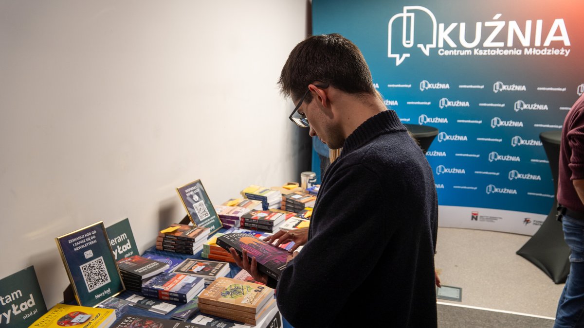 🎆 Dziękujemy za wspólny wieczór wyborczy! 🎆 
👉 W minioną niedzielę, z inicjatywy Nowego Ładu i <a href="/KlubJagiellonsk/">Klub Jagielloński</a>, spotkaliśmy się, by wspólnie śledzić wyniki wyborów i porozmawiać o przyszłości Polski z perspektywy ideowej prawicy. Dziękujemy wszystkim uczestnikom za liczną