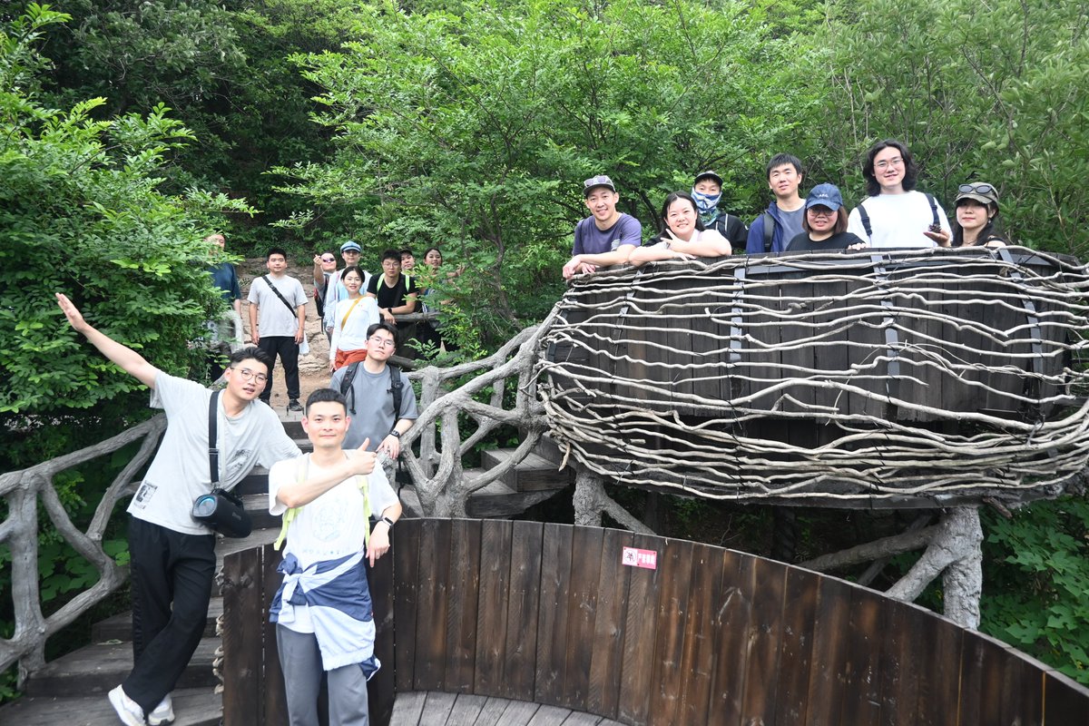 ekohe's tweet image. 🌿 Spring vibes with Team Ekohe Shanghai!
BBQ🔥 Hikes🥾 Games🎯 Views📸
A perfect day at Nanbei Lake to recharge, connect, and celebrate the journey together.
#Ekohe #TeamBuilding #SpringOuting