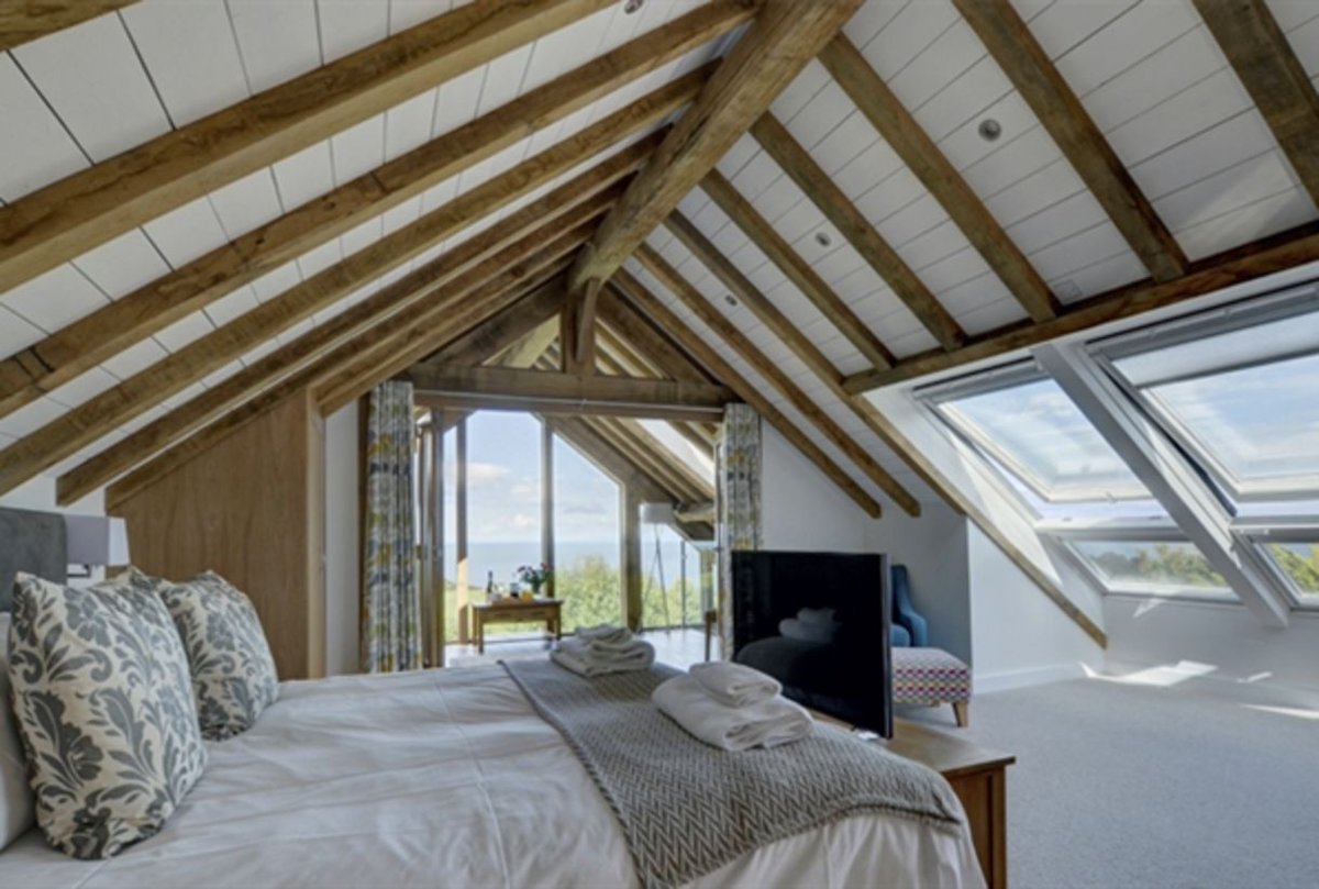 From coastal retreats to countryside hideaways, Marsdens offers a range of unique stays across North Devon ✨ 

Whether you’re planning a romantic weekend, a half term adventure or a dog-friendly break, there’s a cottage that feels just like home  🔗 bit.ly/3H5mxJS