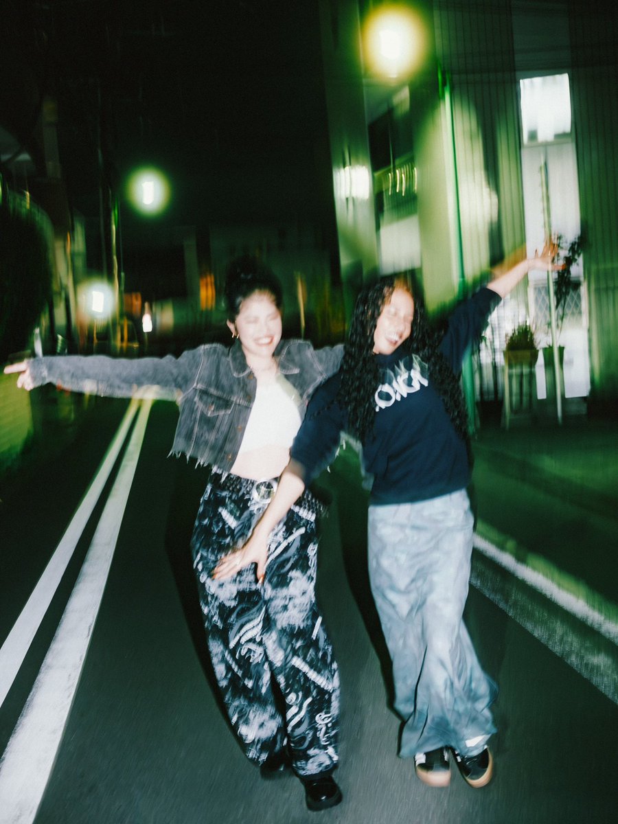 今夜0時に新曲「TIME feat.MFS」配信します。MFSさん最高でした。
そしてProducerにTaka Perry、問答無用です！お聴き逃しなく！
MoMolink.lnk.to/TIME

#新曲 #time #MFS