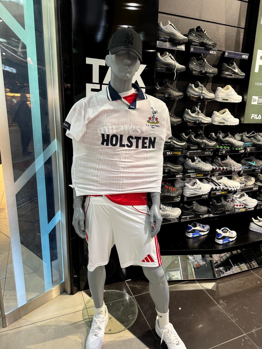 AxpuiFN's tweet image. COYS 

#spurs #EuropaLeagueFinal #yids