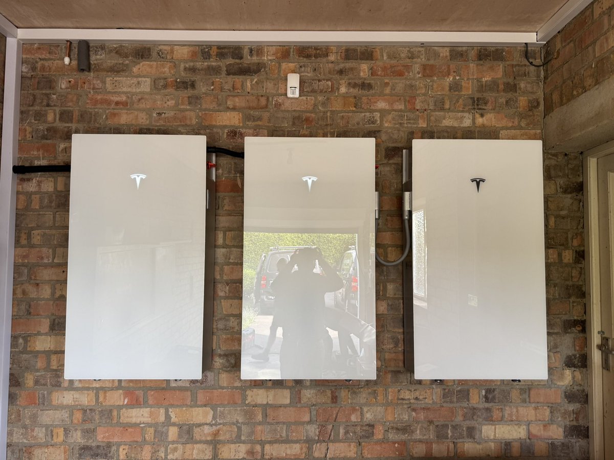 wingenergy's tweet image. Another successful install completed!
We recently completed a Tesla DC expansion for a valued client, fully installed and commissioned in just 2 hours.
No delays, no faffing — just efficient work and one very happy customer
#TeslaDC #EVCharging #SolarEnergy #SmartPower #Tesla