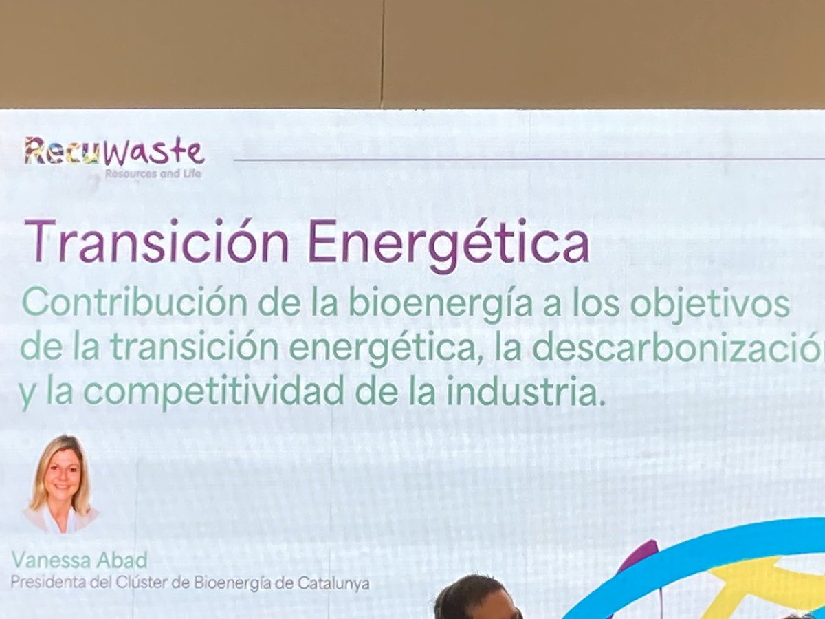 Consorci Residus VO (@cresidusvo) on Twitter photo <a href="/vabadc/">Vanessa Abad</a> destaca l’abast de la bioenegia, principal energia renovable a Europa. <a href="/Recuwaste/">Recuwaste Resources and Life</a>
#Residuos #EconomiaCircular #TransiciónEnergética
🔗 recuwaste.com/programacion-r… <a href="/vabadc/">Vanessa Abad</a> destaca l’abast de la bioenegia, principal energia renovable a Europa. <a href="/Recuwaste/">Recuwaste Resources and Life</a>
#Residuos #EconomiaCircular #TransiciónEnergética
🔗 recuwaste.com/programacion-r…