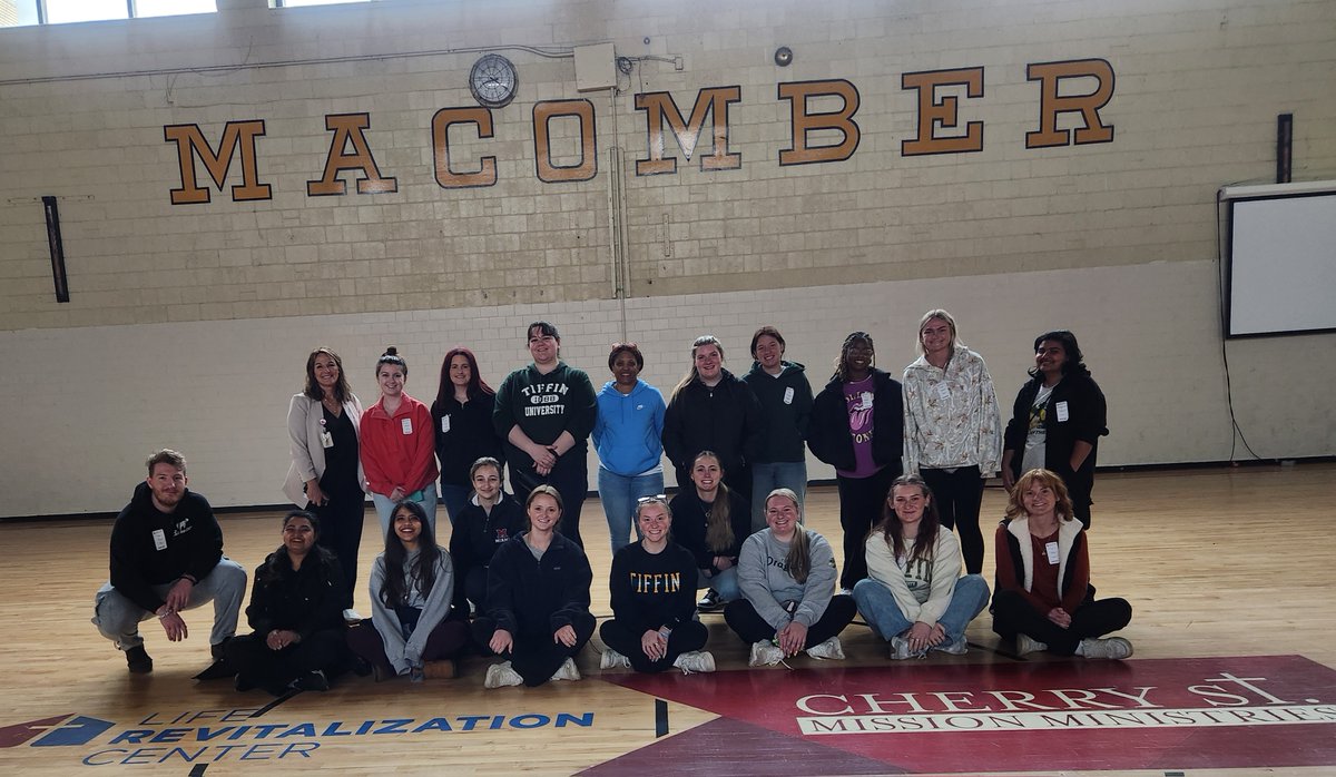 CherryStMission's tweet image. Serving With Heart 💕🍽️
Tiffin University (@TiffinU) students served, fasted, slept outside, and donated—all to experience homelessness first hand and support Cherry Street Mission. Grateful for their compassion! ❤️👏
#ServingWithHeart #WalkInTheirShoes