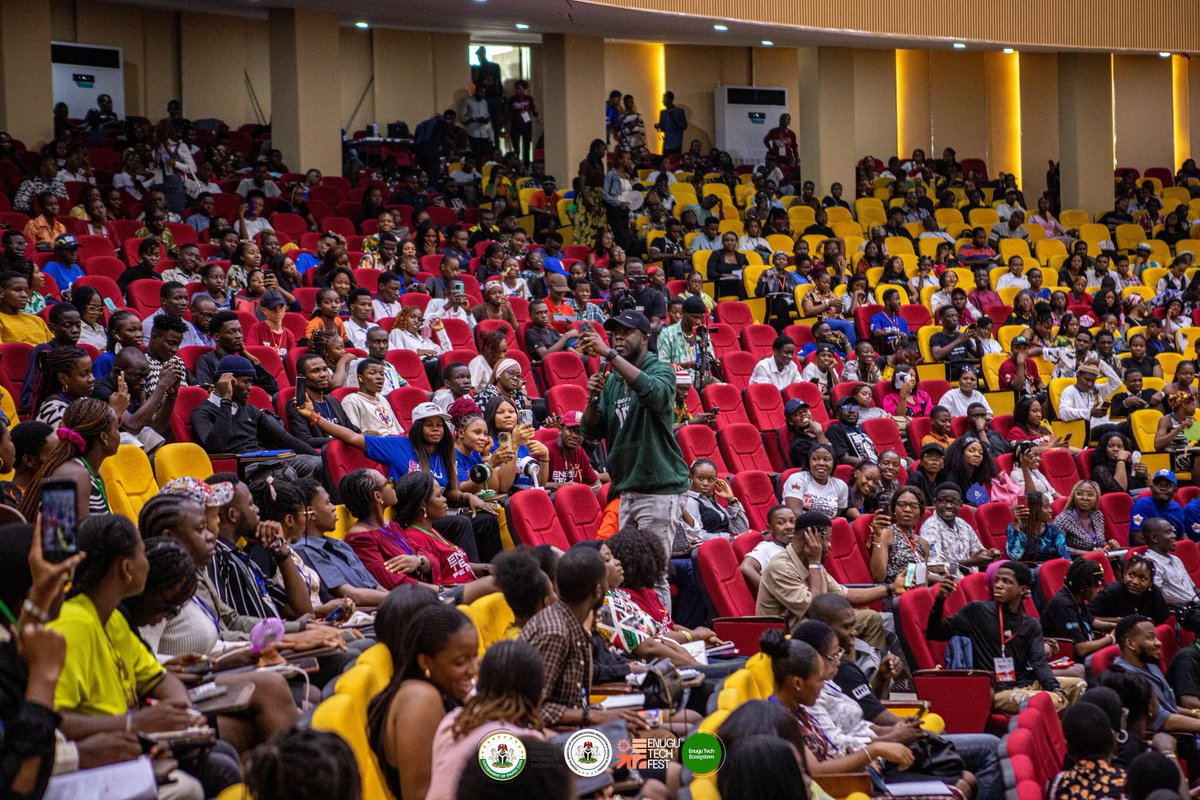 Enugu_techfest's tweet image. At ETF 2025 @Vindicatedchidi brought his energy and fearless approach during his session, he left us motivated and ready to act.
During his session he broke down the topic "Working in Web3: How Nigerians Can Earn, Build, and Lead Globally"
Were you there live at his session,…