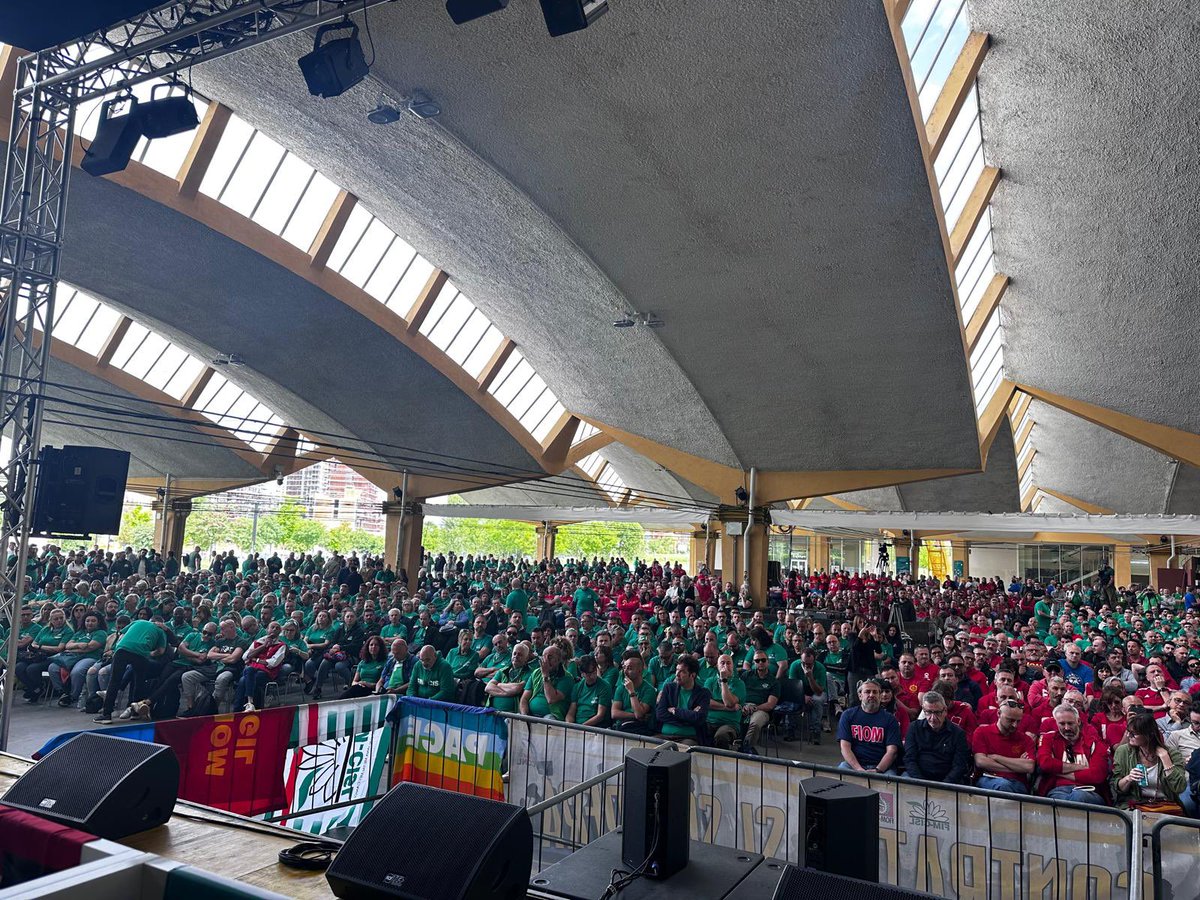 fimcislmarche's tweet photo. 🟩VOGLIAMO IL RINNOVO DEI CONTRATTI🟩
📍BOLOGNA 
🗓️ 20 MAGGIO 2025
Assemblea Nazionale dei Delegati Fim Fiom Uilm per rivendicare le nostre posizioni sul rinnovo dei contratti metalmeccanici portando la nostra voce in piazza a Bologna per la riapertura della trattativa. https://t.co/Kp4cWOp5mk