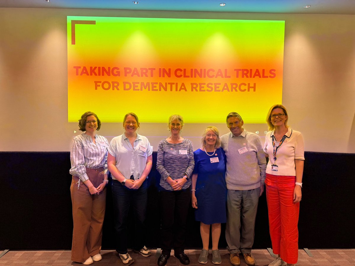 ARUKThamesV's tweet image. Yesterday, ECRs heard from @AlzResearchUK leaders Selina Wray & Emma Mead on communicating dementia research to the public. Powerful stories from volunteers & a workshop by Quang Tran left them inspired by the real-world impact of their work #foracure