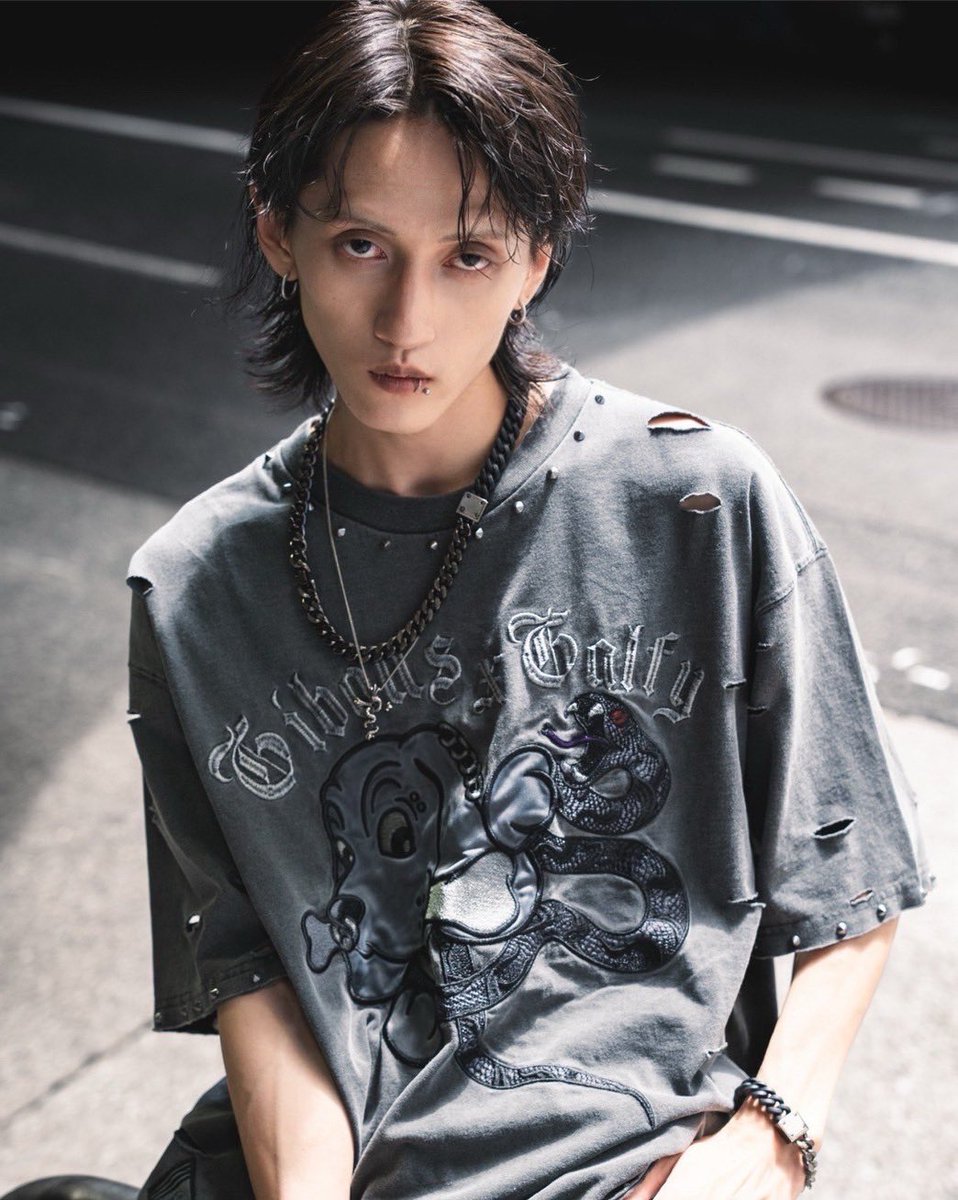 gibous galfyコラボ　最初期 gibous galfyコラボ 最初期 GYDA（ジェイダ）」アパレルブランド