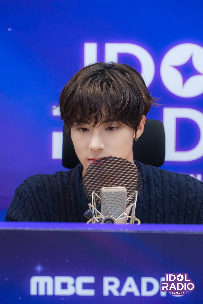 idolradiokorea's tweet photo. [#아이돌라디오4 앨범 250519]

📸EP122. Attention‼️엑신 아돌라💥전.격.출.연💥 with X:IN (DJ 에릭)

충격‼️천사 강아지 실존🐶🪽💕

@THEBOYZ_officl

#MBC #IDOLRADIO #아이돌라디오 #THEBOYZ #더보이즈 #에릭 https://t.co/vueCAFFwYx