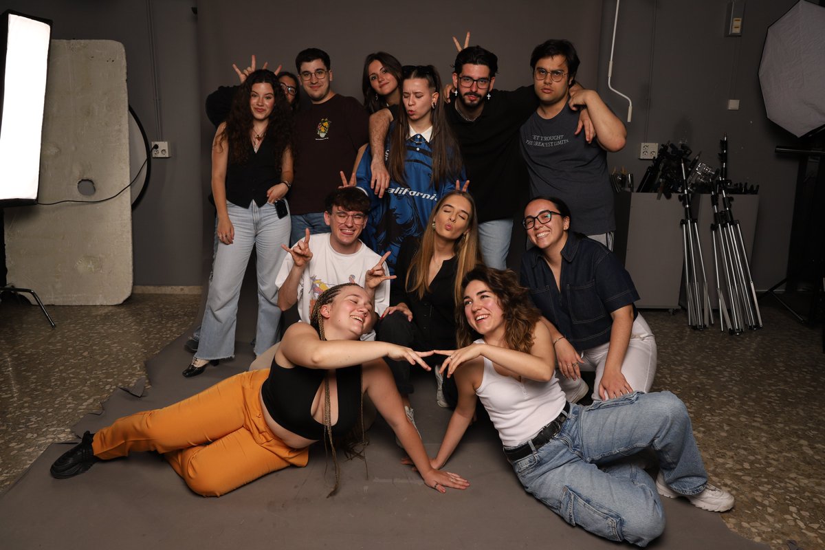 El Teatro Cánovas de #Málaga hace de contenedor el 23 y 24 mayo para presentar el trabajo que han desarrollado durante estos meses en el teatro la asociación de las Artes Vivas de Málaga.

<a href="/xamorarte_/">xamorarte</a> 
⏰ 18h
Entrada libre

#VenAlCánovas 

<a href="/CulturaAND/">Cultura Junta de Andalucía</a> <a href="/MalagaJunta/">MálagaJunta</a> <a href="/MasMlg/">Más Málaga</a>