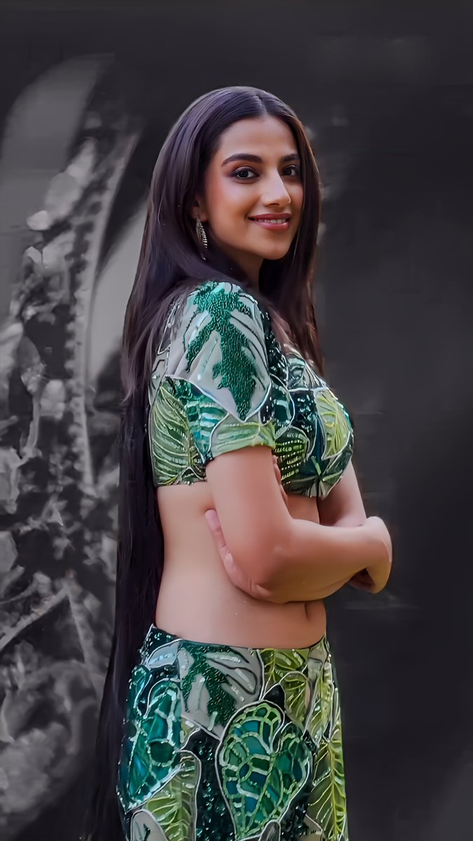 Davy_jones_JS's tweet photo. Meenakshi Chaudhary for #FaceMagazine
THREAD 🧵 🥵💥❤️
#MeenakshiChaudhary #FashionFilm https://t.co/GDcIoEHlZy