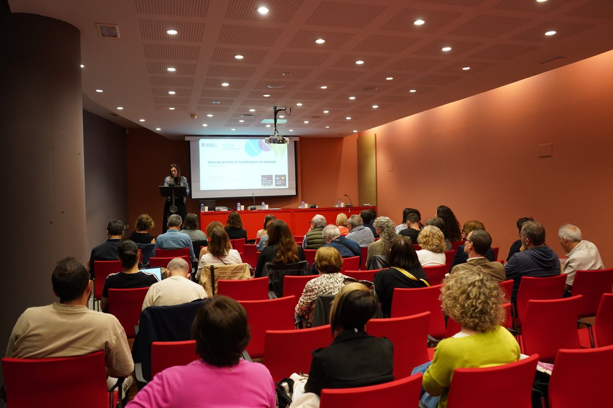 governobertcat's tweet photo. 🟠Avui a Reus ha tingut lloc la jornada Noves perspectives de la participació als municipis dins la Setmana del Govern Obert 2025

Hem parlat de:

➡️L’avantprojecte de llei de #ParticipacióCiutadana
➡️Panel de Polítiques Públiques de Participació 

🧵 #OpenGovWeek #OpenGovWeekCAT https://t.co/n4rvKeKMdw