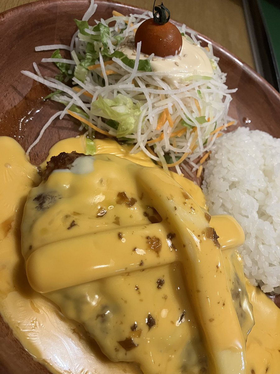 IrinaWayne59's tweet photo. 毎日外食しかしてない https://t.co/RaOg5ddc27