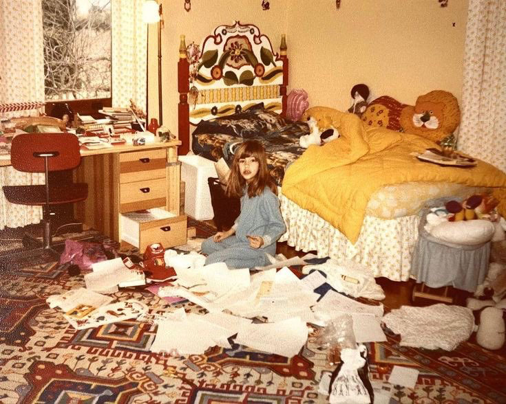 TheCinesthetic's tweet photo. sofia coppola’s rooms https://t.co/njZpOWws7O